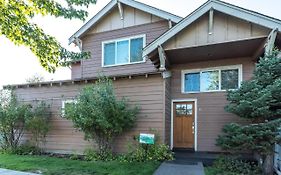Deschutes Nest